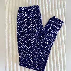 Polka dotted leggings